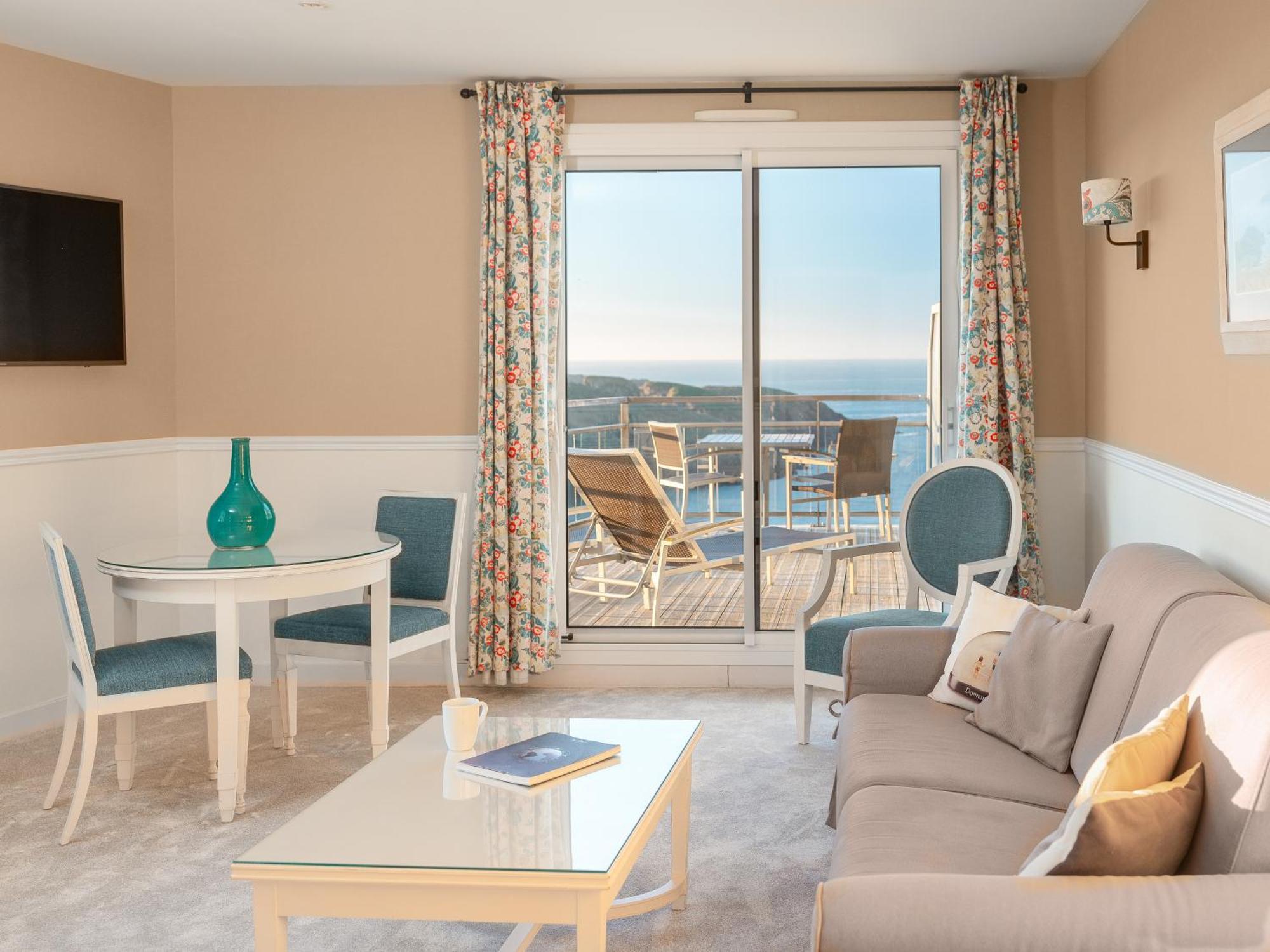 Castel Clara Thalasso & Spa Bangor Bagian luar foto